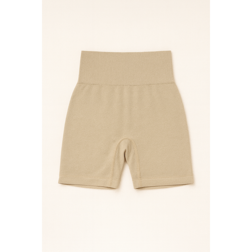 Scrunch Shorts - Beige